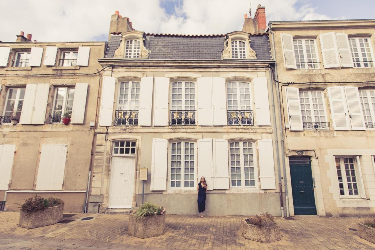 La Maison De La Liberte Studio Jules Verne Poitiers Exterior foto